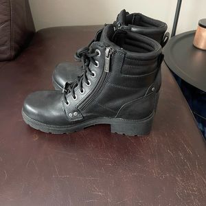 Women’s Harley Davidson double zip boots.  Size 9